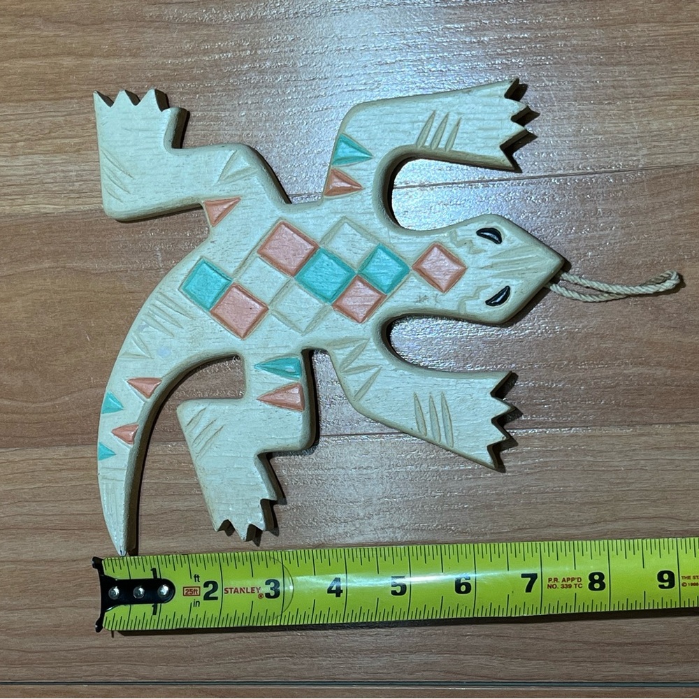 Wooden Iguana/Lizard Wall Hanging Decor Southwest Theme - Picture 9 of 11